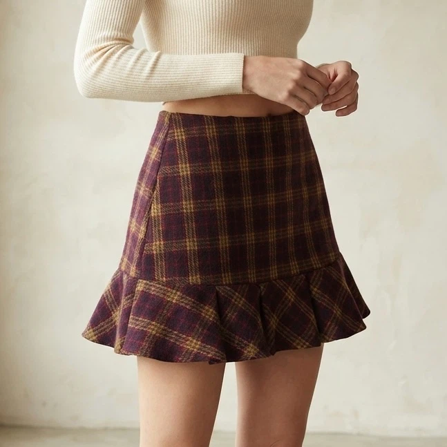 Kirious Y2K Plaid Wool Blend Ruffle Hem Mini Skirt Size Medium