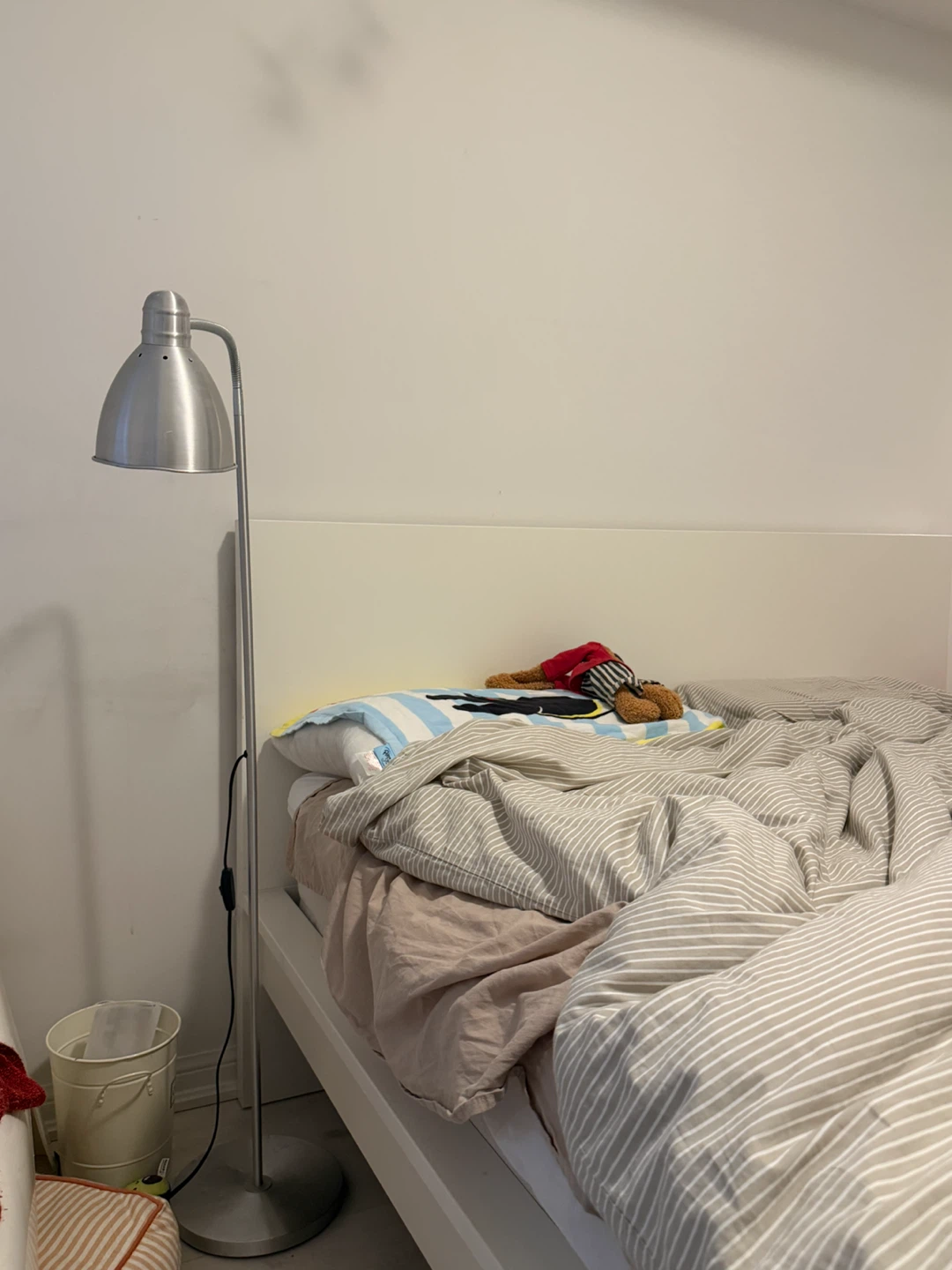 ikea Floor Lamp - photo 2