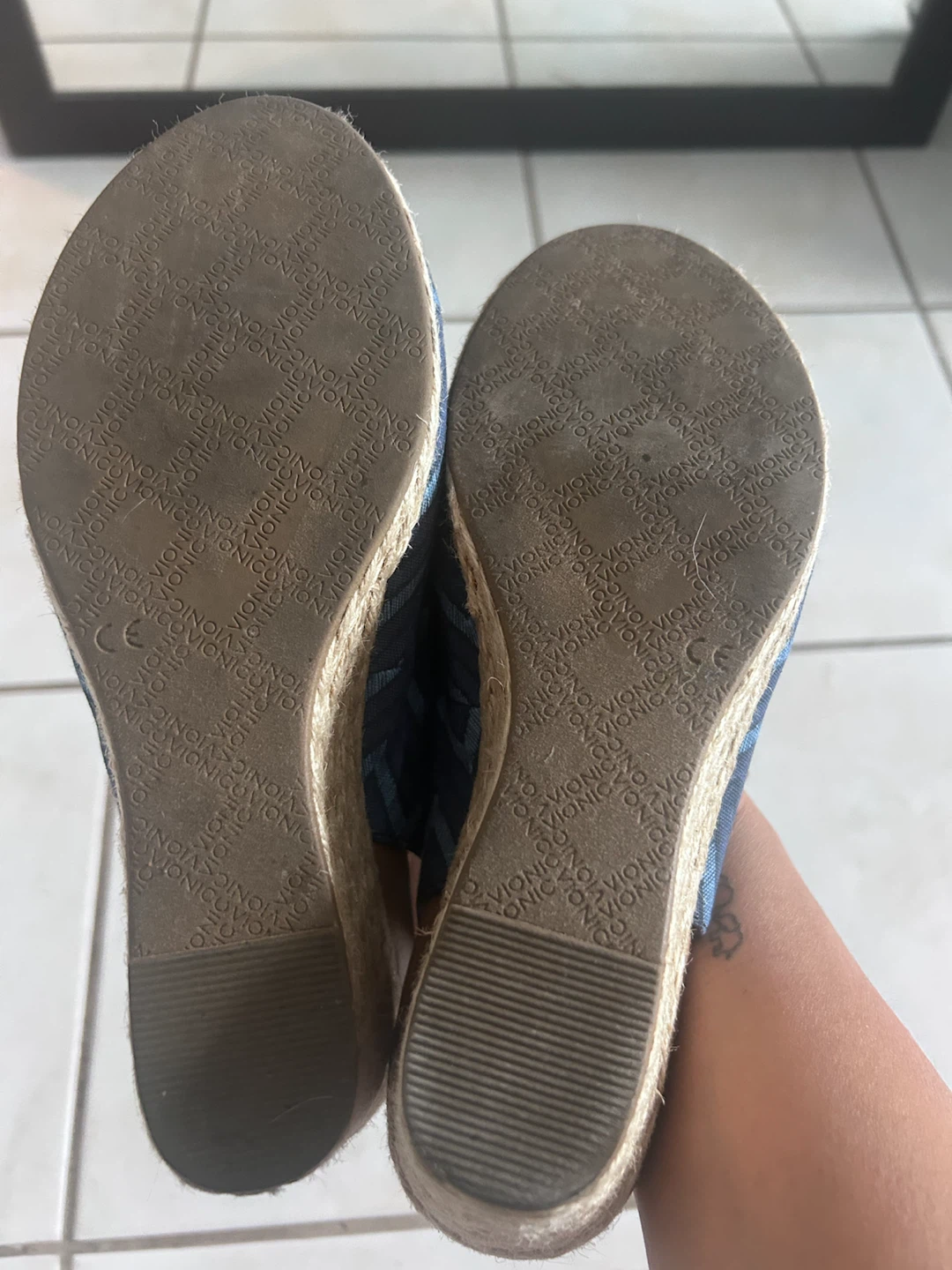 Vionic Blue Chevron Slingback Wedge Espadrilles Size 8 - photo 4