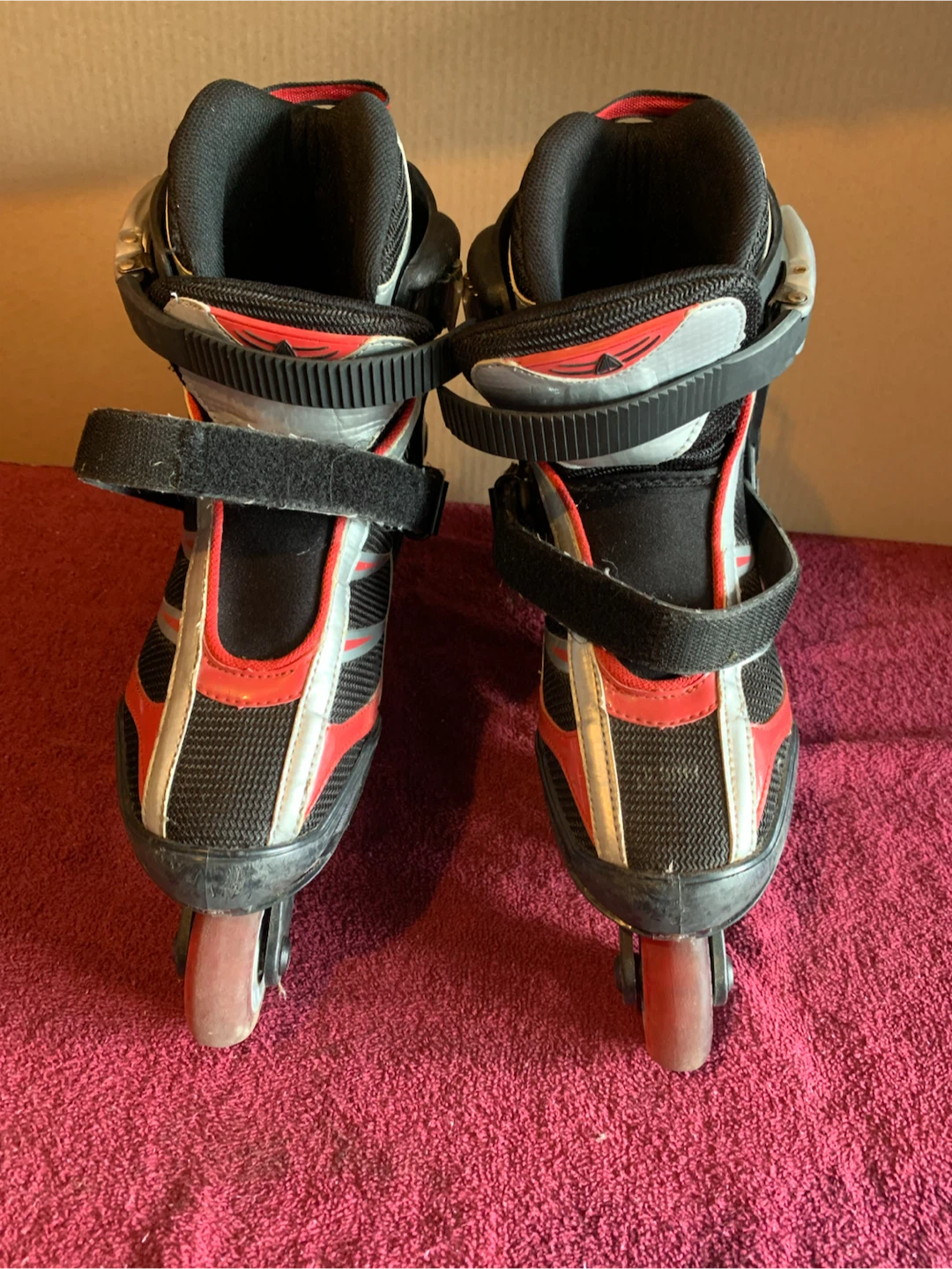 ROLLER BLADES - photo 4