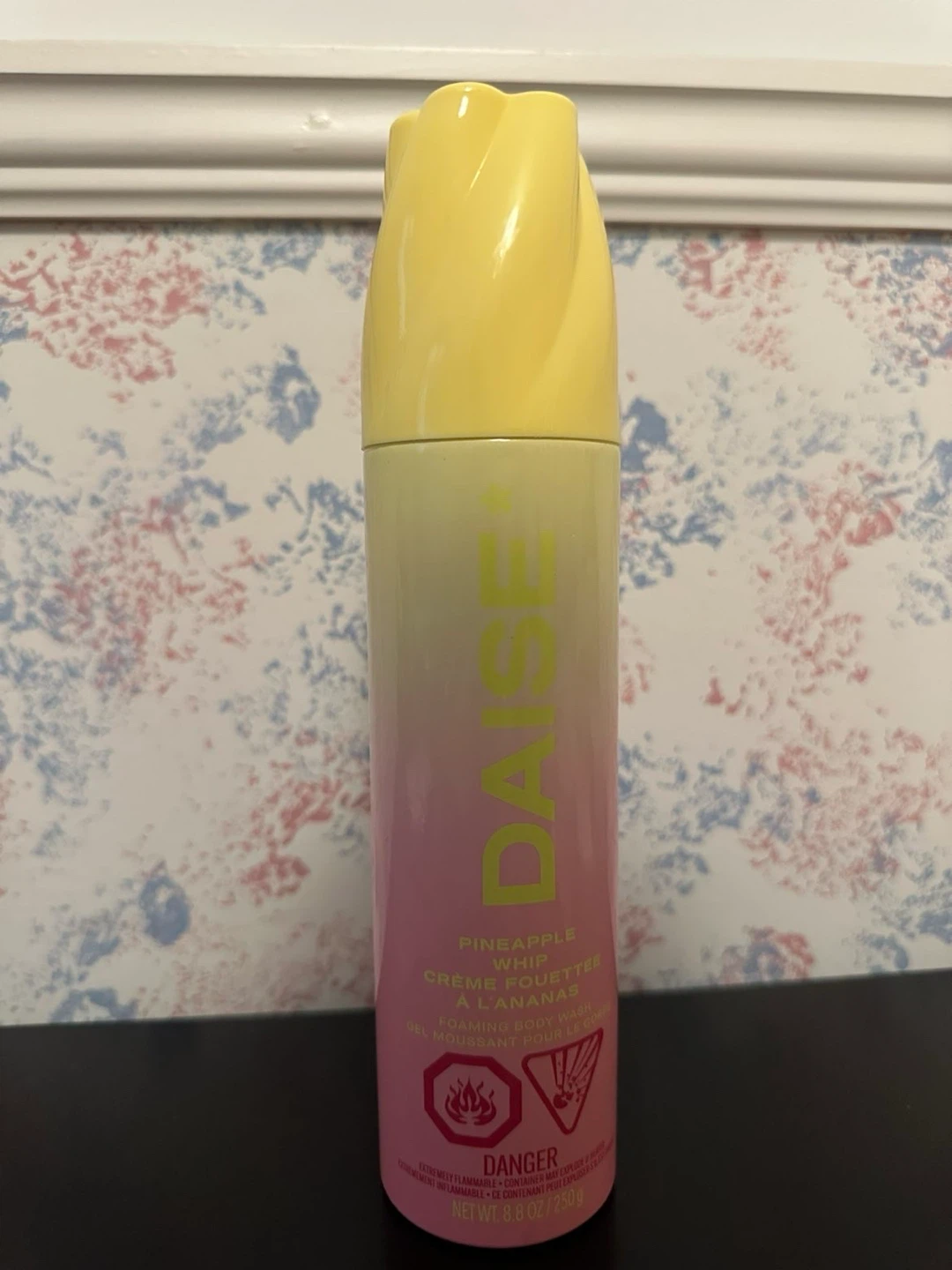 Daisy Pineapple Whip Foaming Body Wash