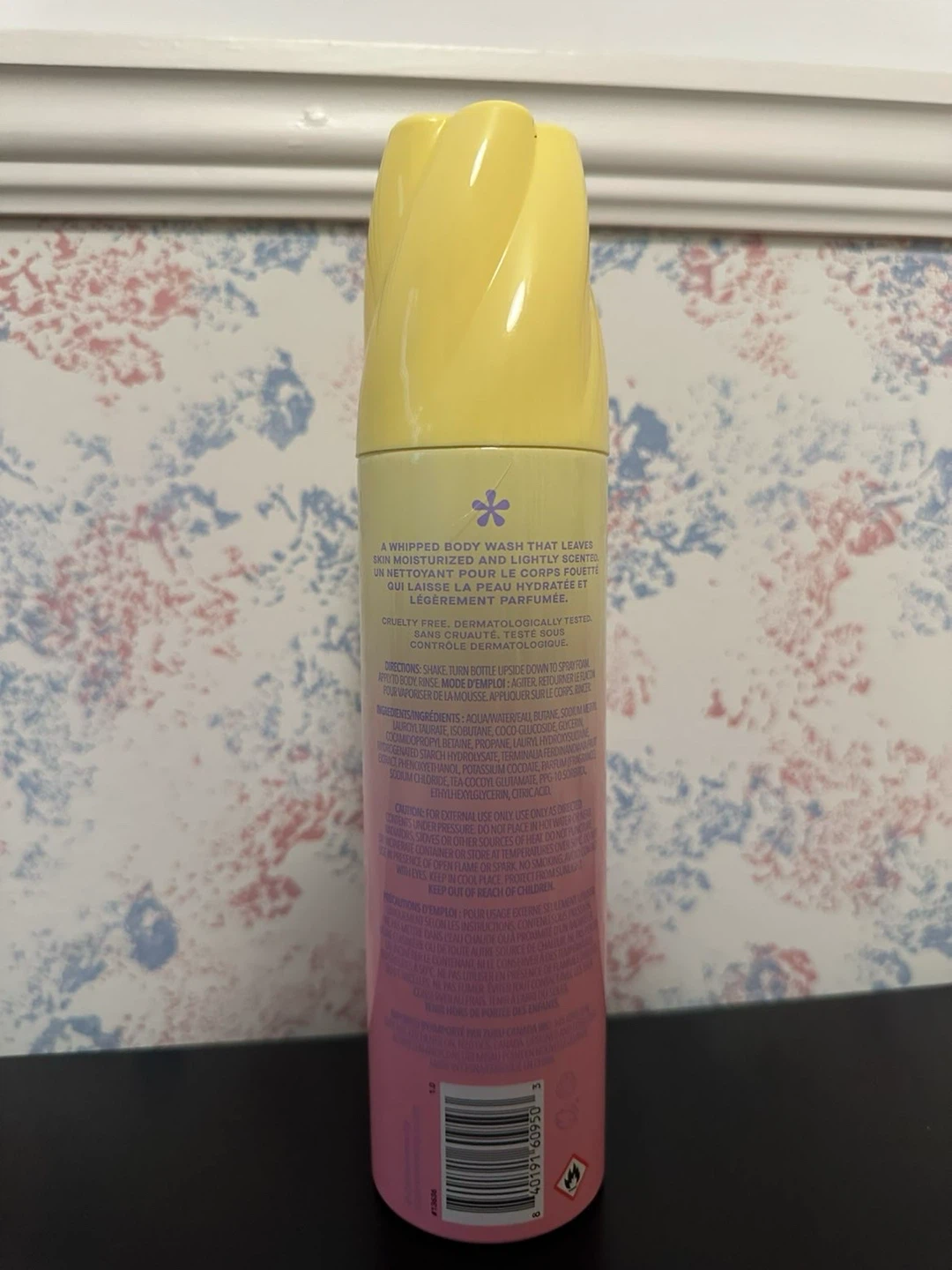 Daisy Pineapple Whip Foaming Body Wash - photo 2