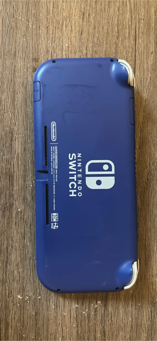Nintendo Switch Lite (Blue) with Mario Kart 8 Deluxe - photo 3