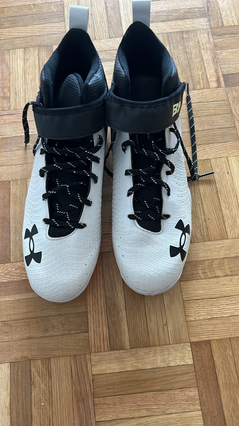 Under Armour Baseball Cleats SIZE 11 OBO - photo 2