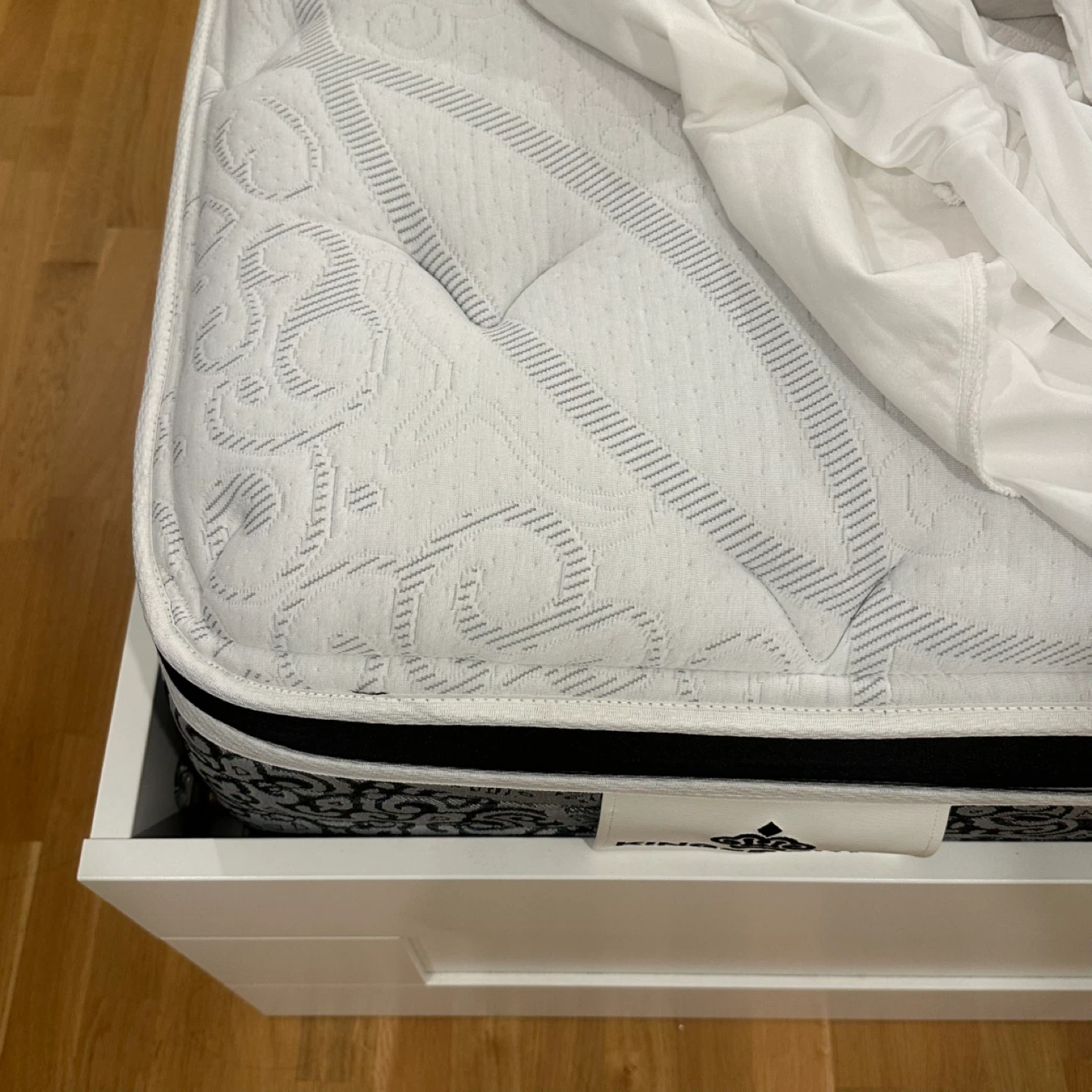 NEED TO BE GONE✨ Kingdown Queen Mattress - photo 2