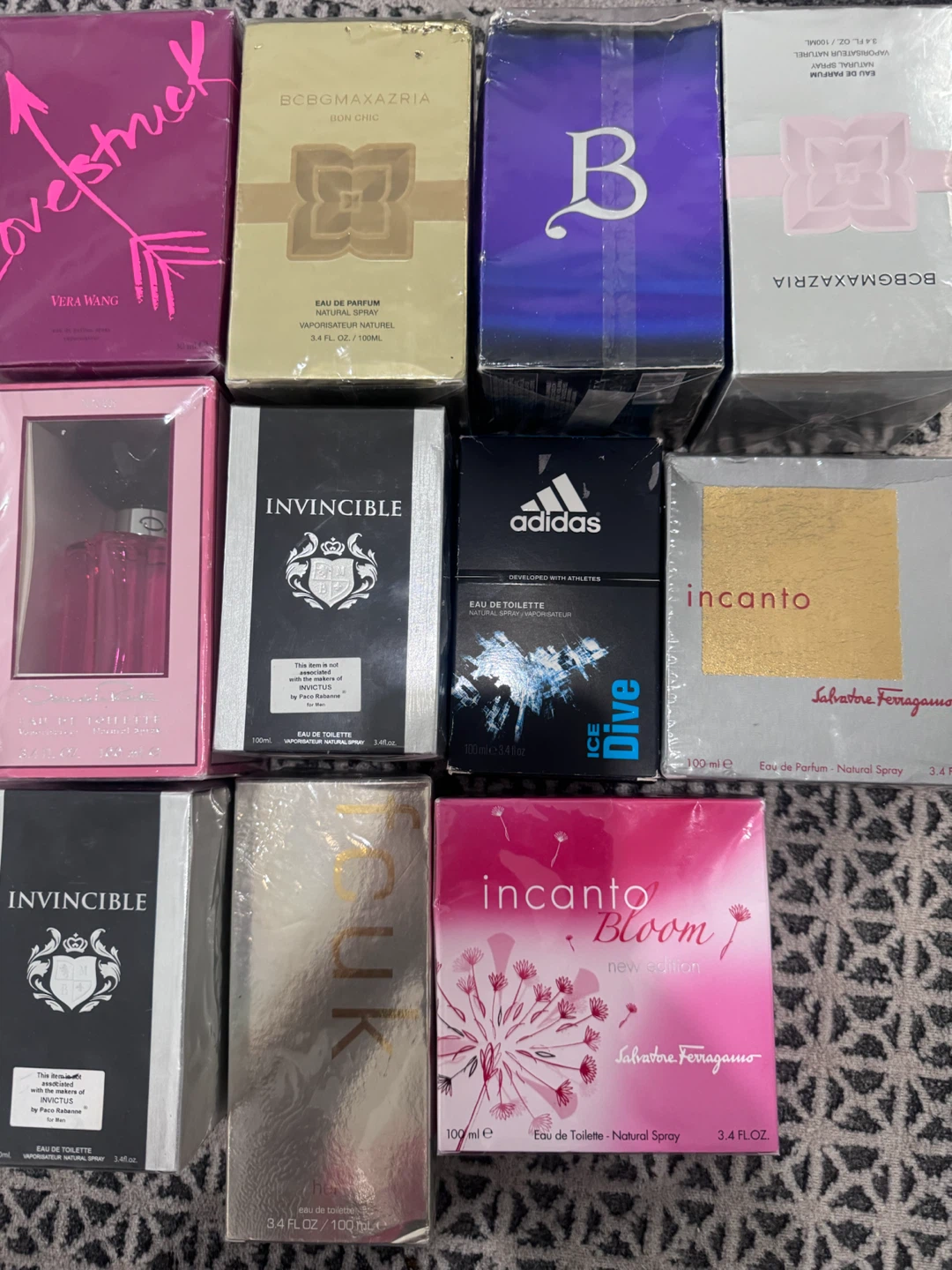 11 perfumes