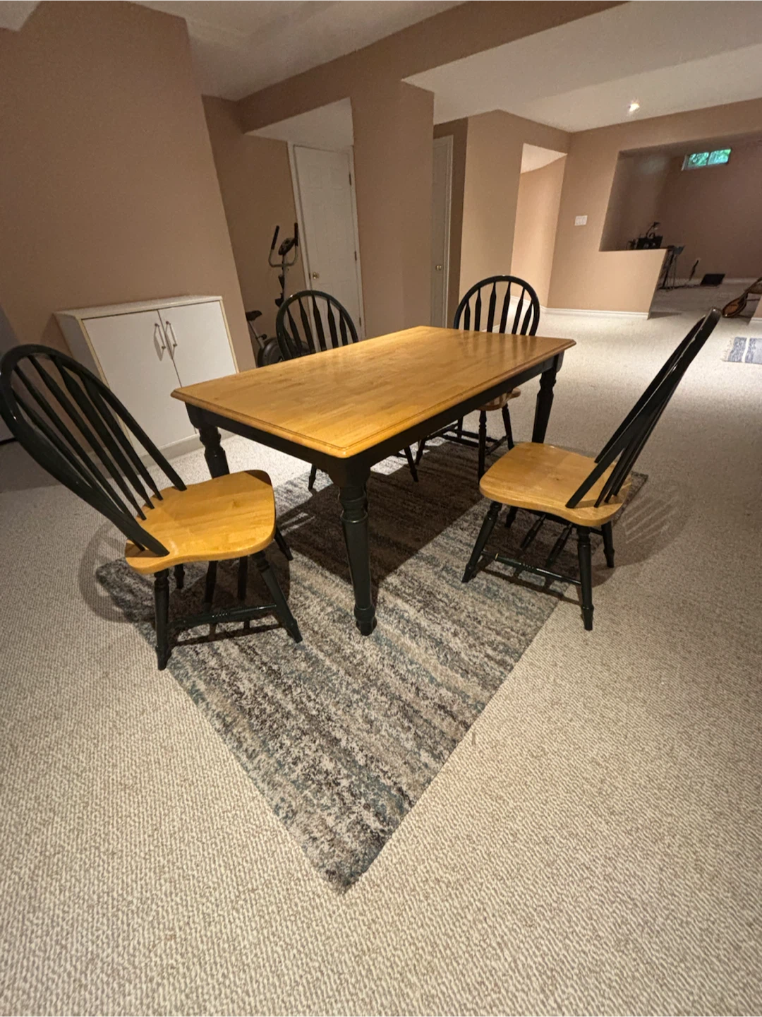 Dining Table and 4 Chairs Set