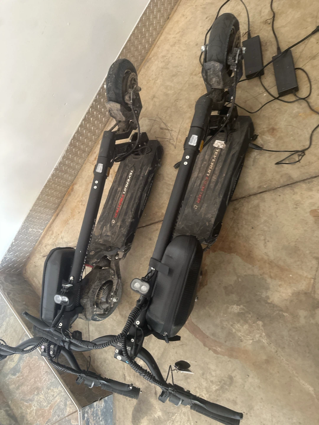 Tevrun  Electric Scooter