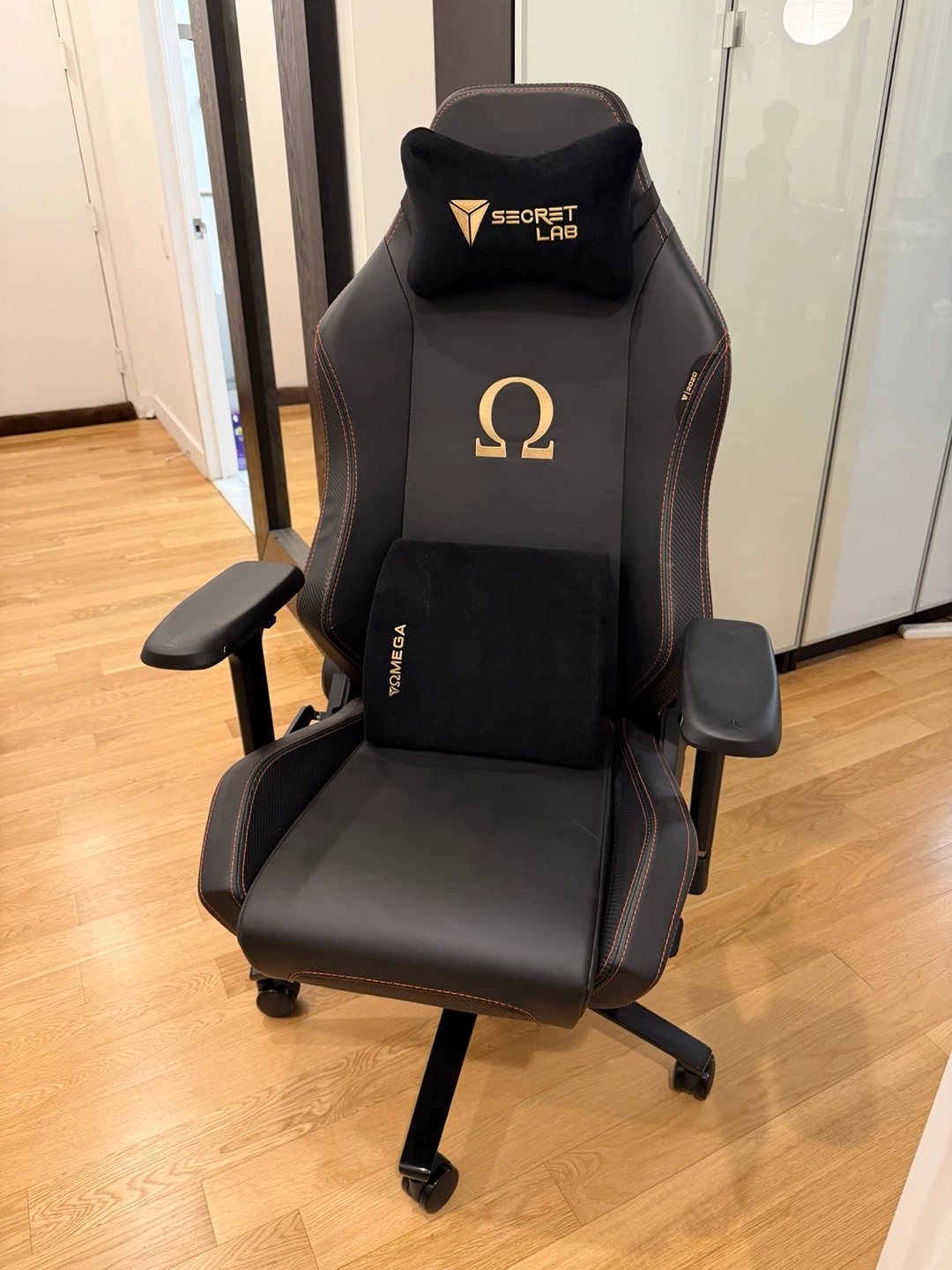Secretlab Omega Gaming Chair