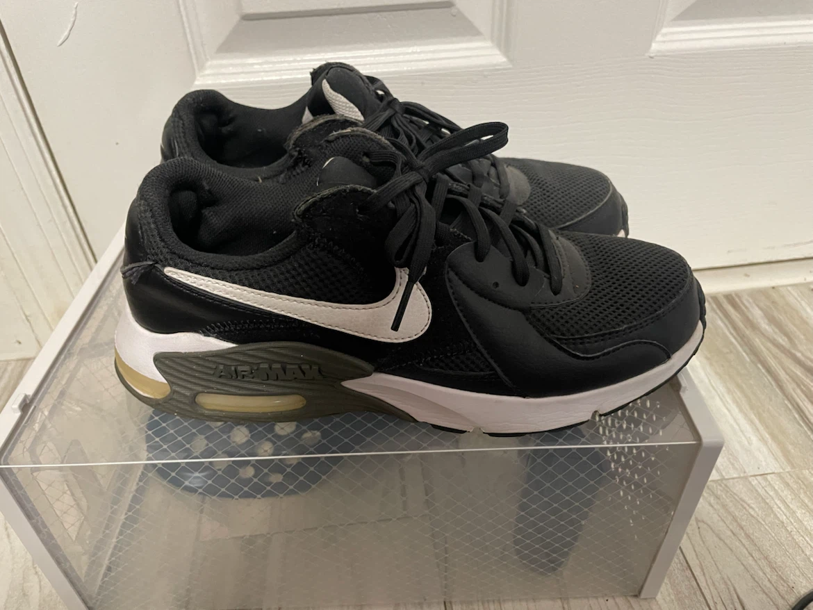 Nike Air Max Excee Black Size 9