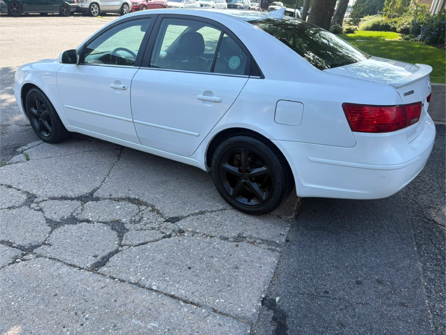 White Hyundai Sonata Sedan. $2700 - photo 4