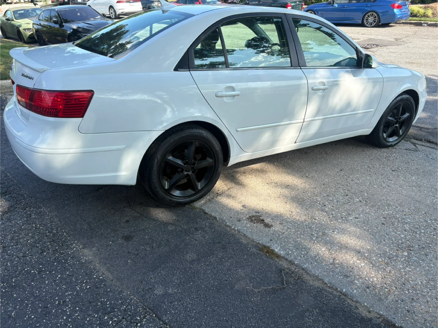 White Hyundai Sonata Sedan. $2700 - photo 3