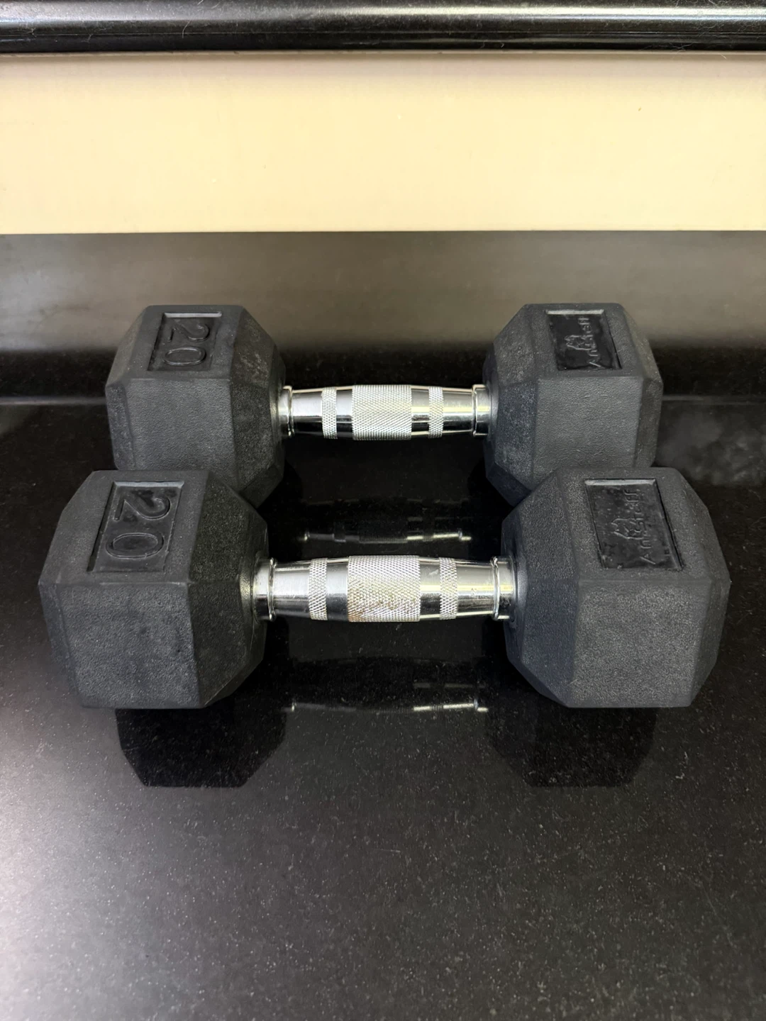 Pair of 20 LBS Rubber Hex Dumbbells