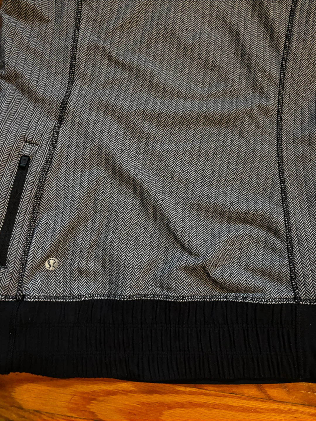 Lululemon Think Fast Hoodie - Size 8 - photo 4