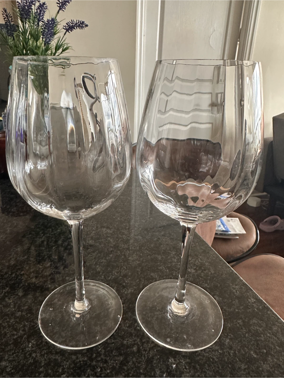 Set of 2 Wine Glasses