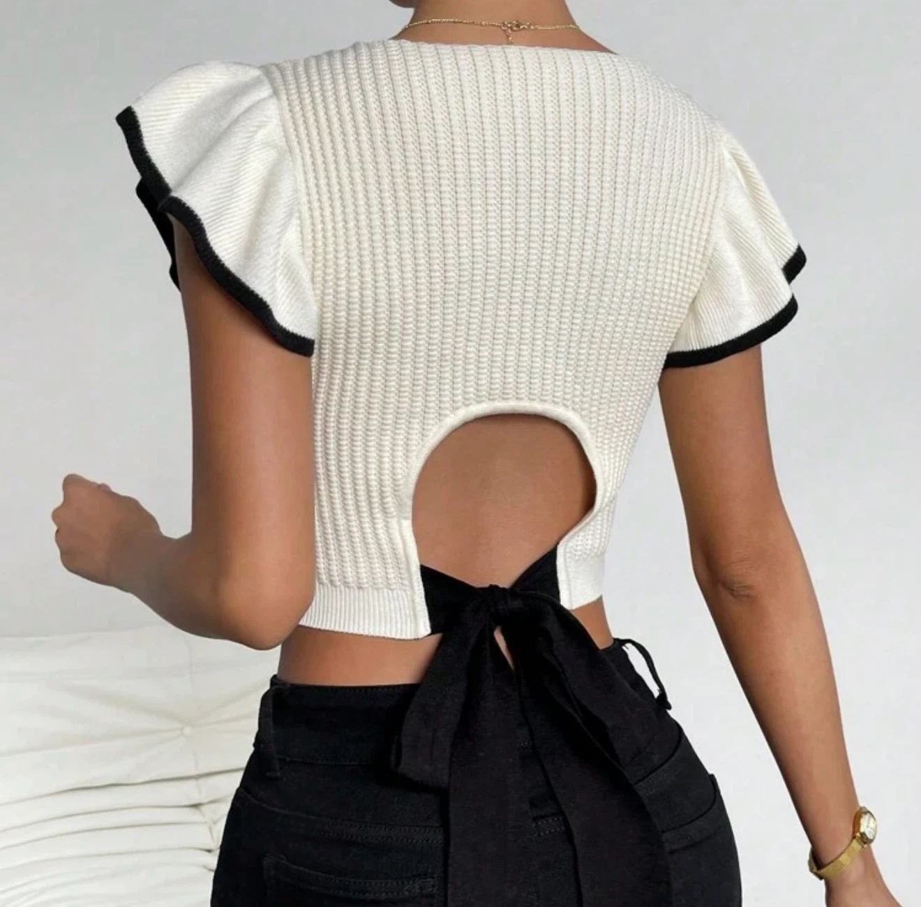 Women's White & Black Knit Cropped Top Small - photo 2