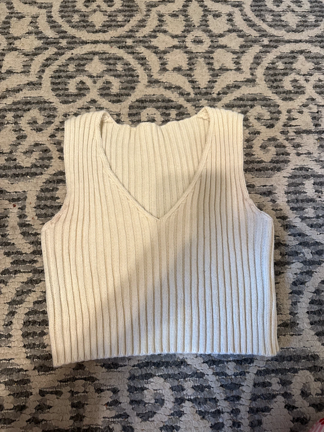 Small Cream V-Neck Ribbed Knit Vest
