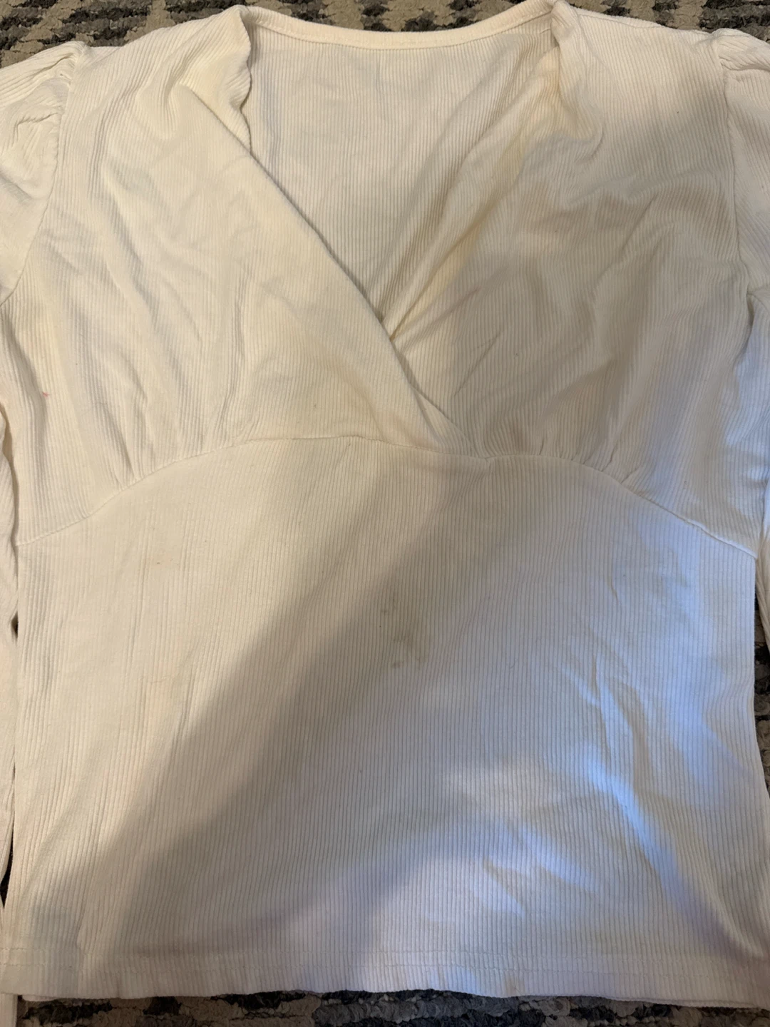 Small White Ribbed V-Neck Long Sleeve Top - photo 2