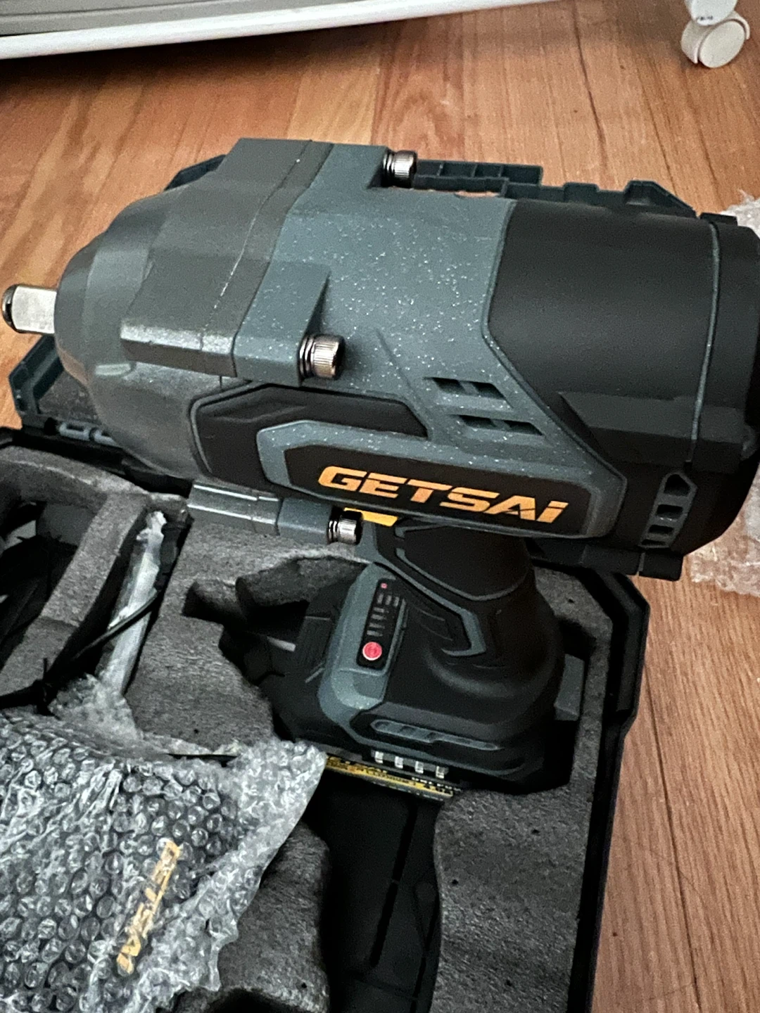 Cordless Impact Wrench Tool Kit - photo 3