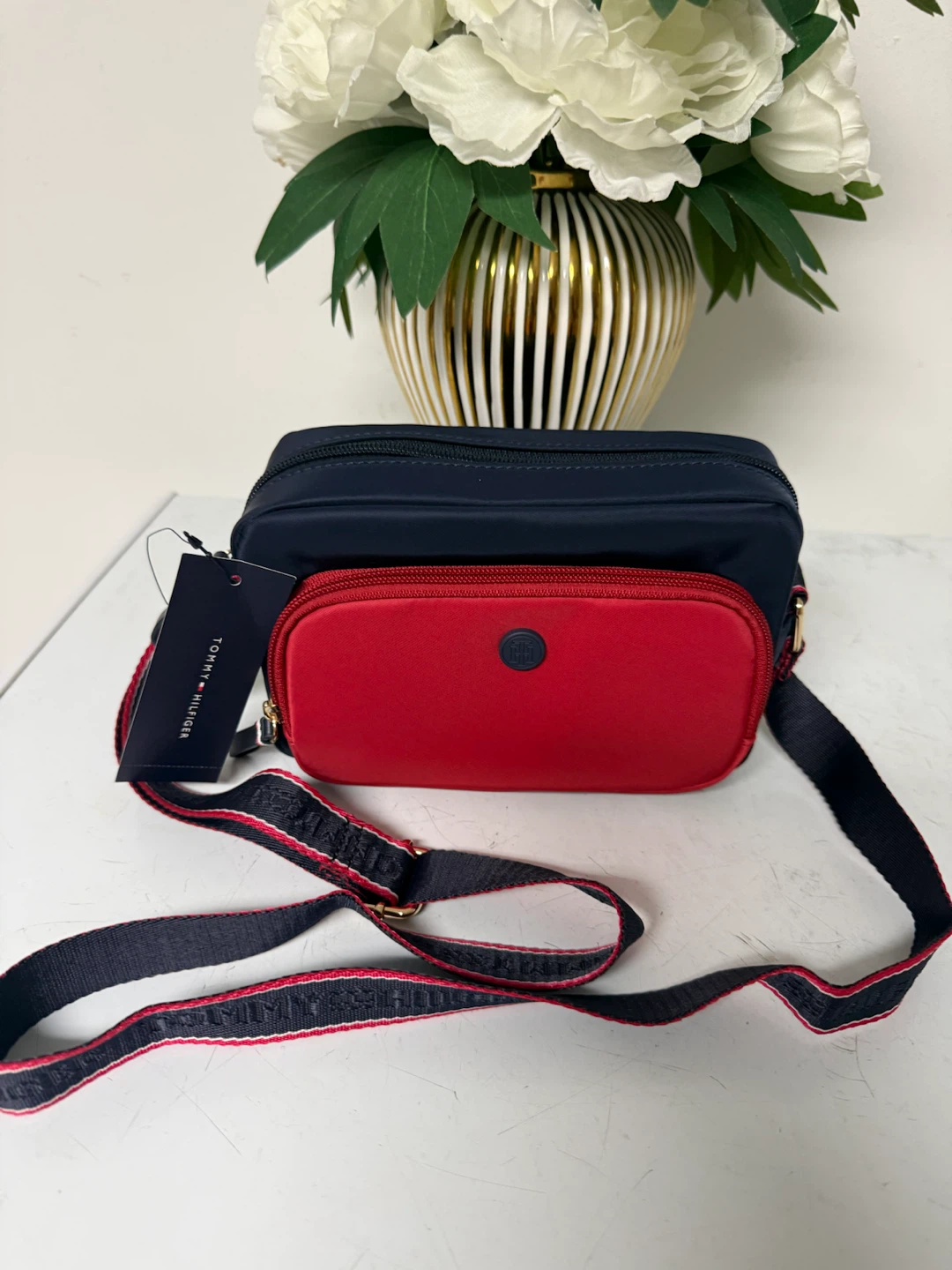 Tommy Hilfiger Crossbody Bag