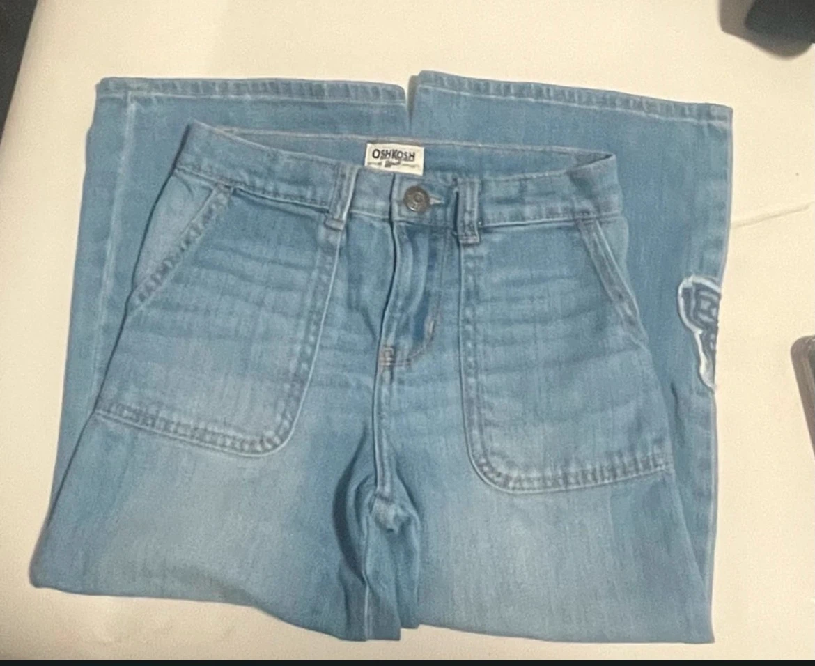 Girl's Light Wash Denim Culottes with Butterflies - photo 4