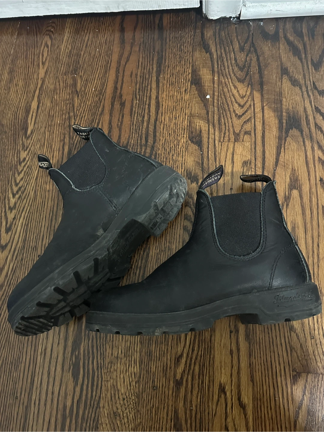 Blundstone Black Leather Chelsea Boots - photo 4
