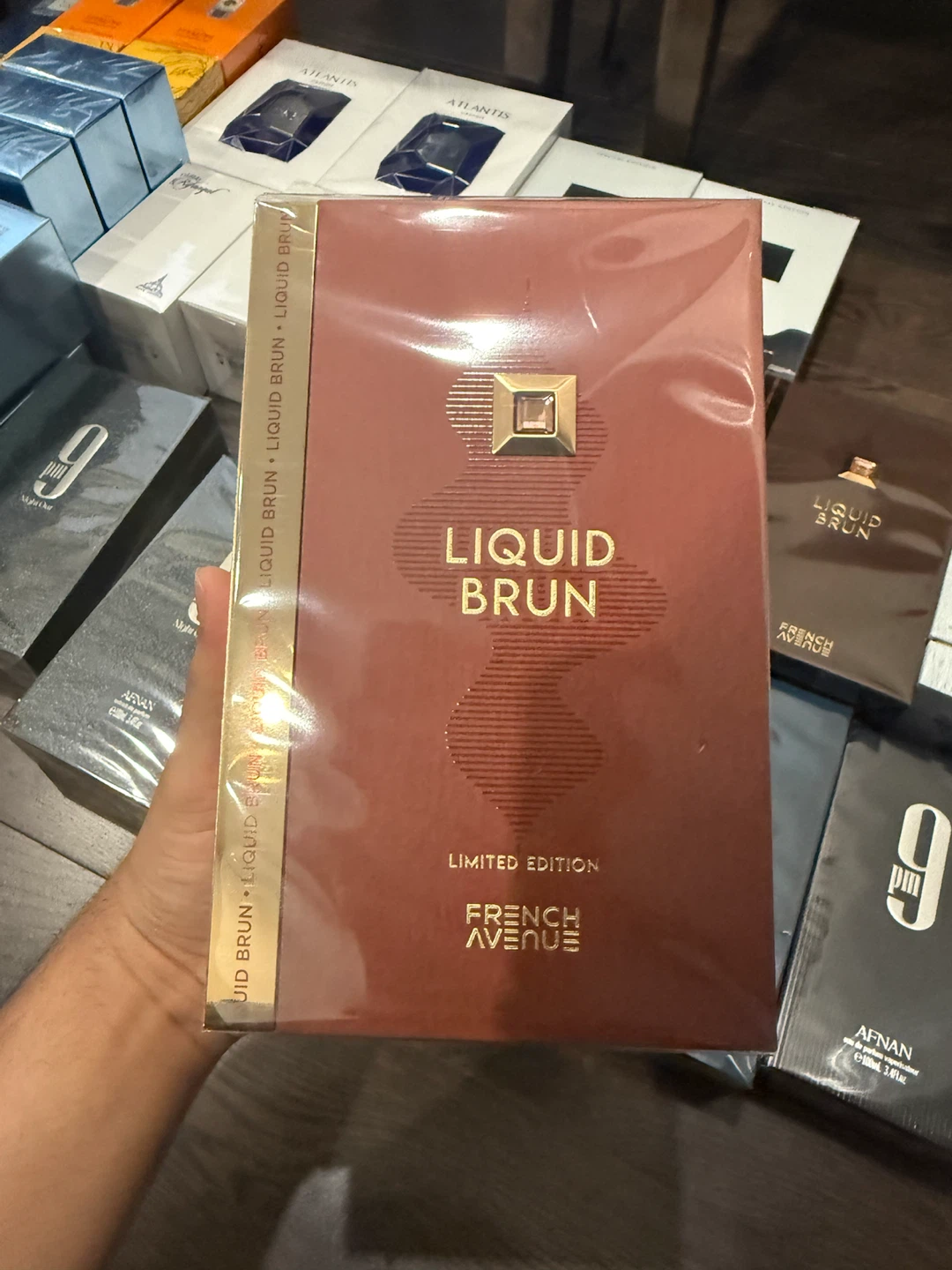 French Avenue Liquid Brun Limited Edition.