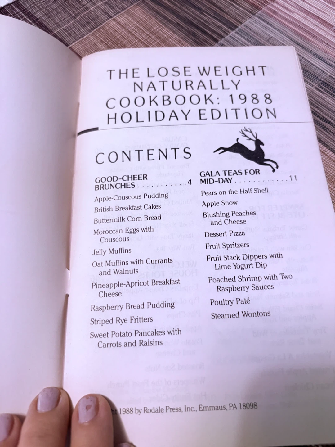 The Lose Weight Naturally Cookbook 1988 Holiday Edition - photo 2