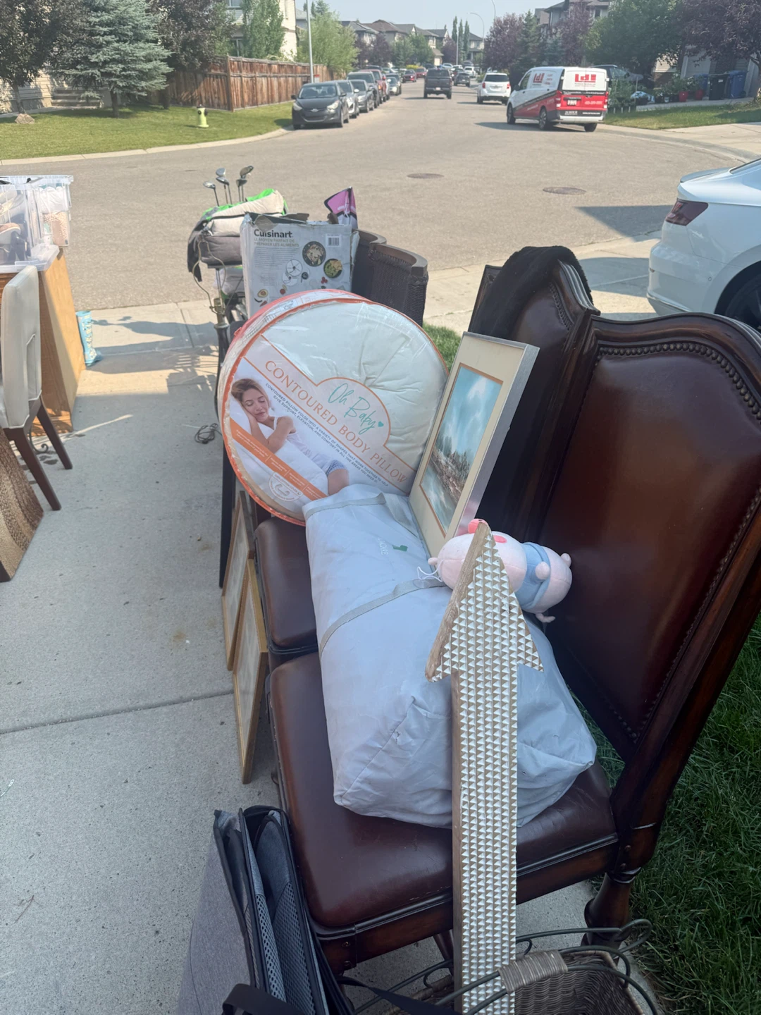 GARAGE SALE 301 Walden Square SE - photo 3