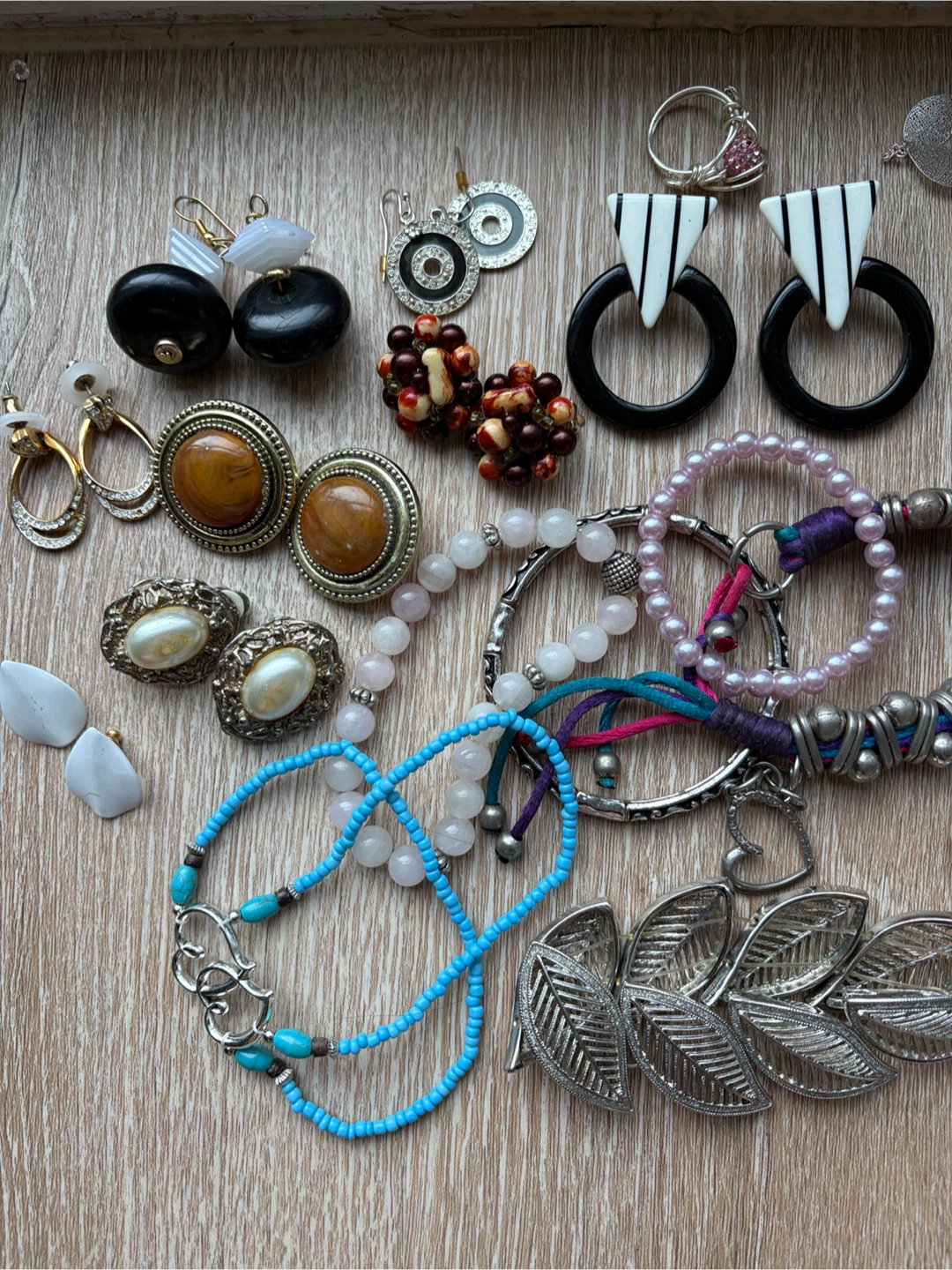 Assorted costume jewelry lot