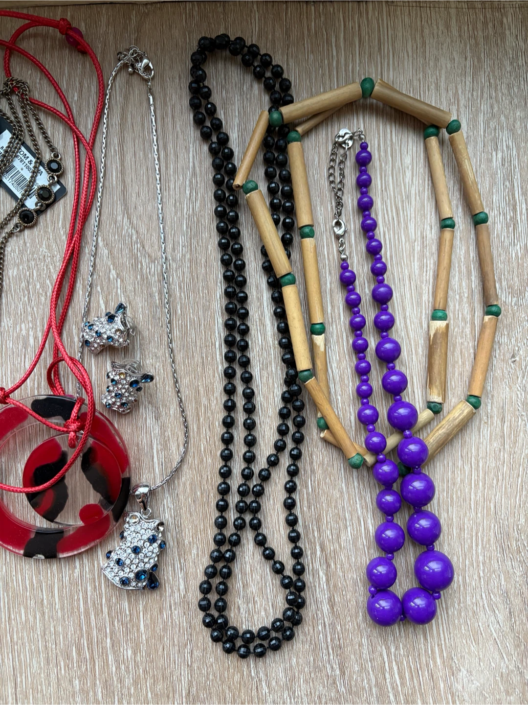Assorted costume jewelry lot - photo 5