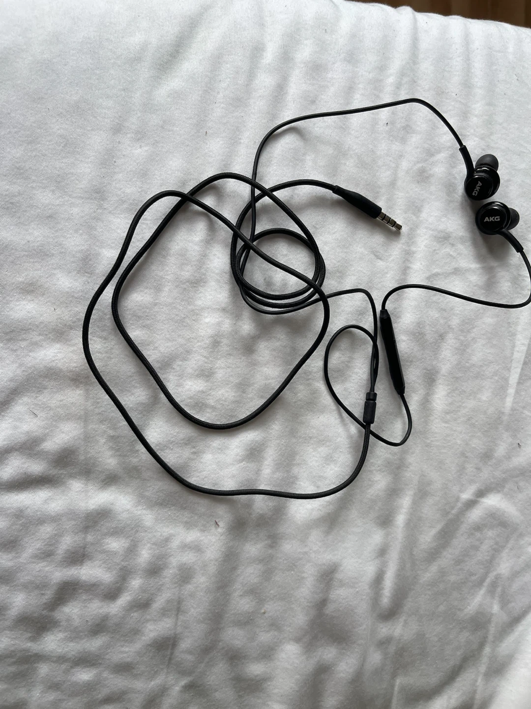 AKG Black Earbuds - photo 3