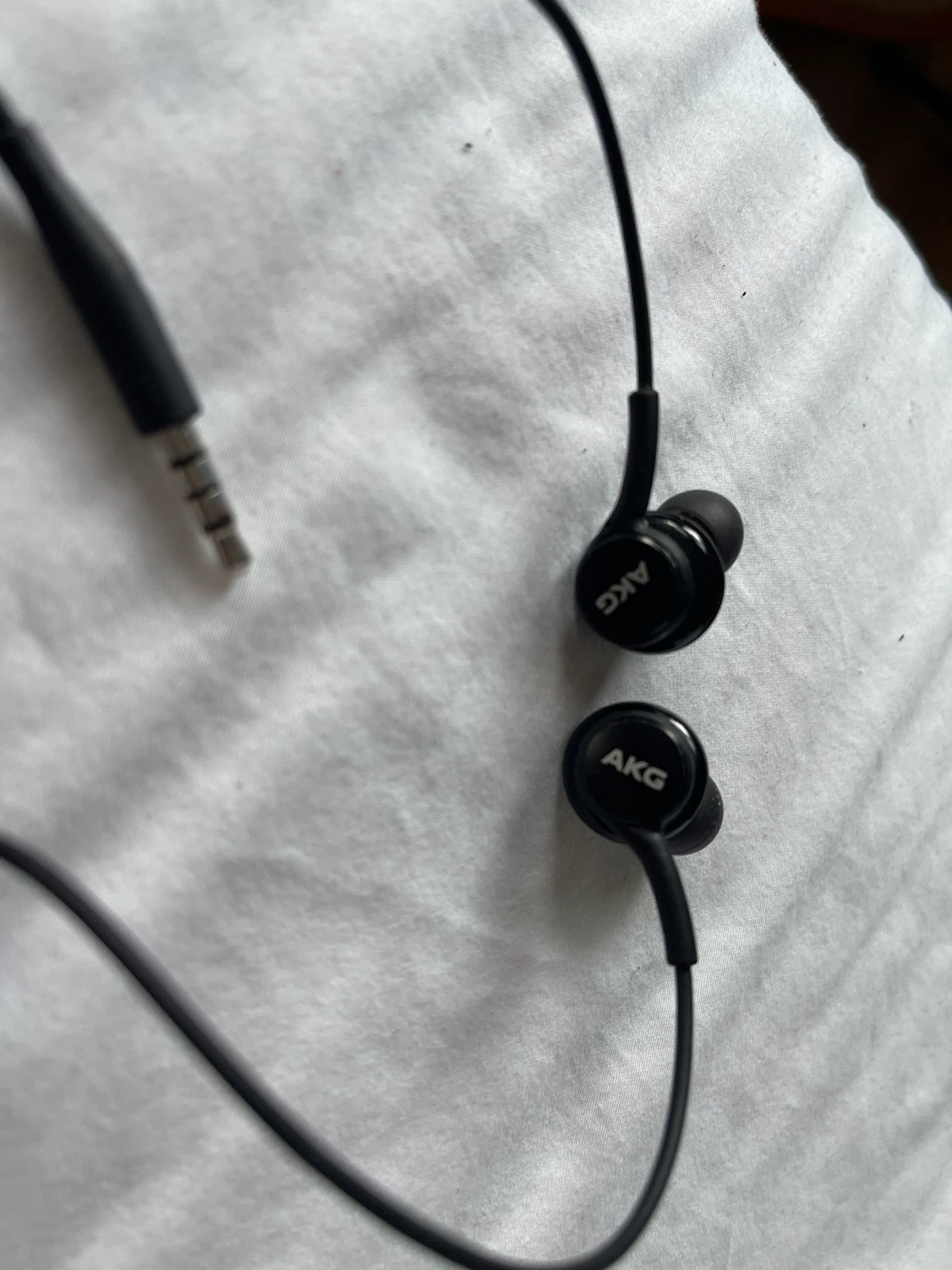 AKG Black Earbuds - photo 5