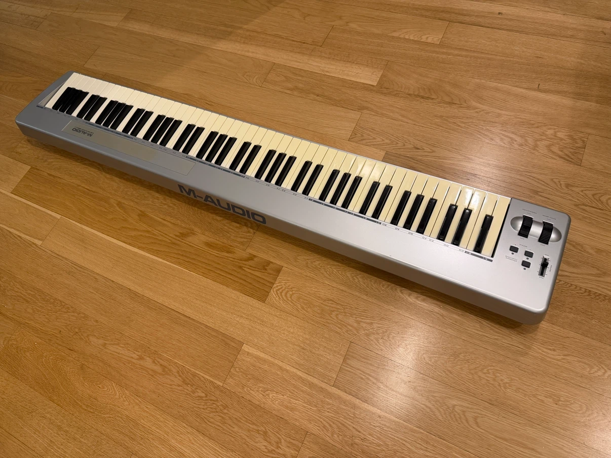 M-Audio Keystation 88es MIDI Keyboard - photo 4