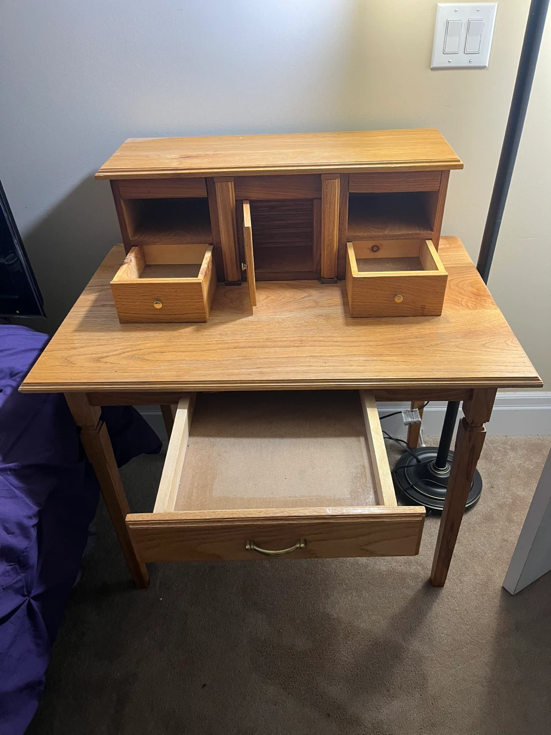 Wooden writing desk with hutch - photo 3