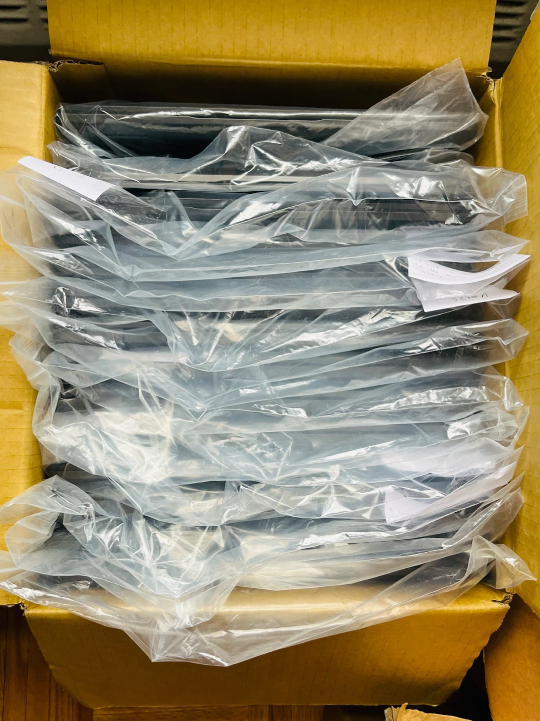 Lot of 25 Dell 5400 Chromebooks – Used, Fully Functional