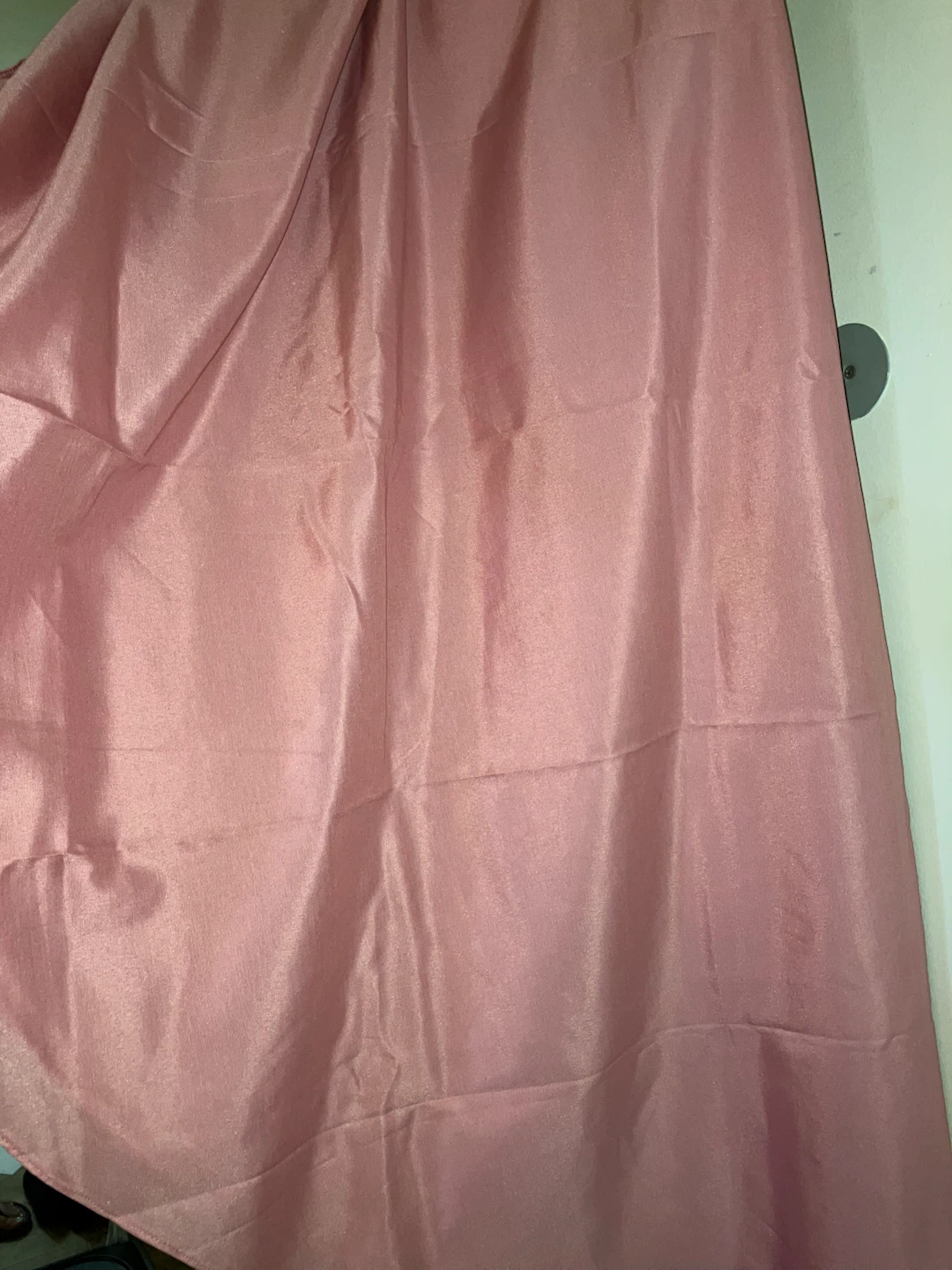Pink Satin Tablecloth-70” Diameter - photo 5