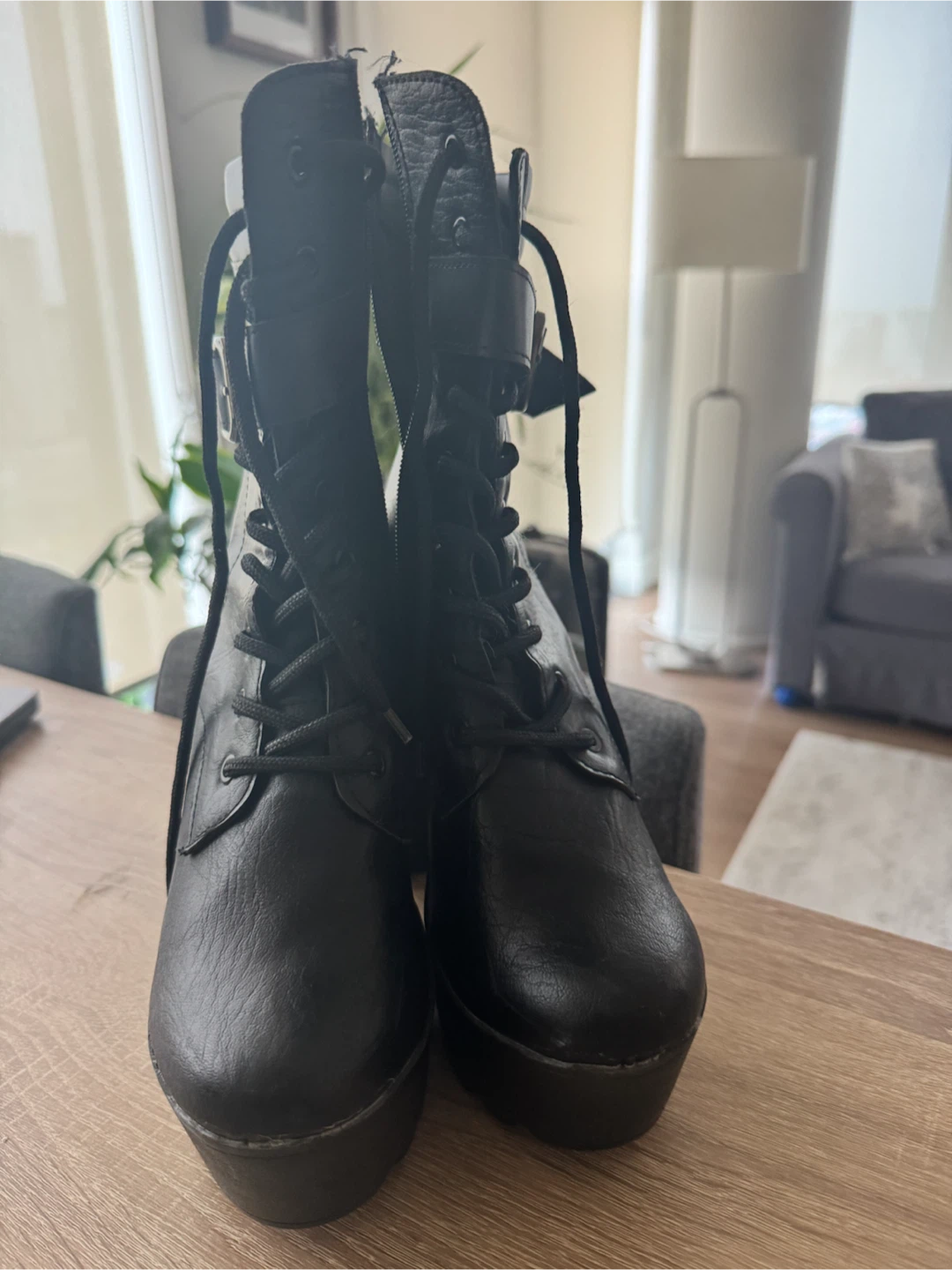 Black Platform Heeled Boots - photo 2