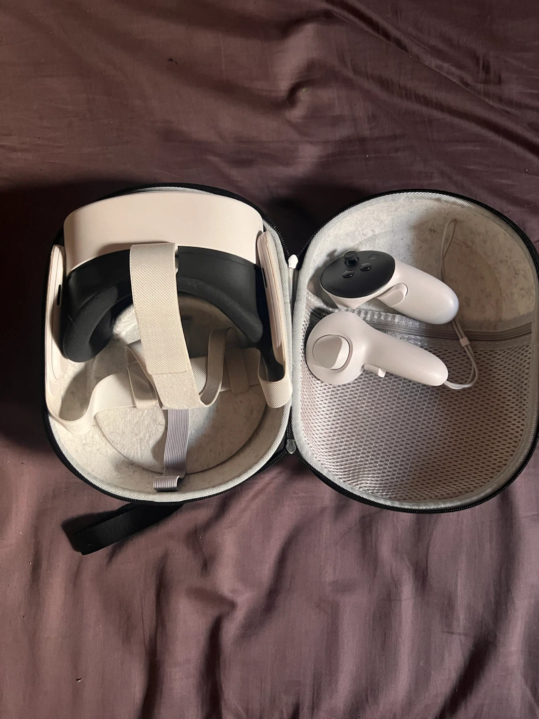 Meta Quest 3s VR Headset with Controllers and Case