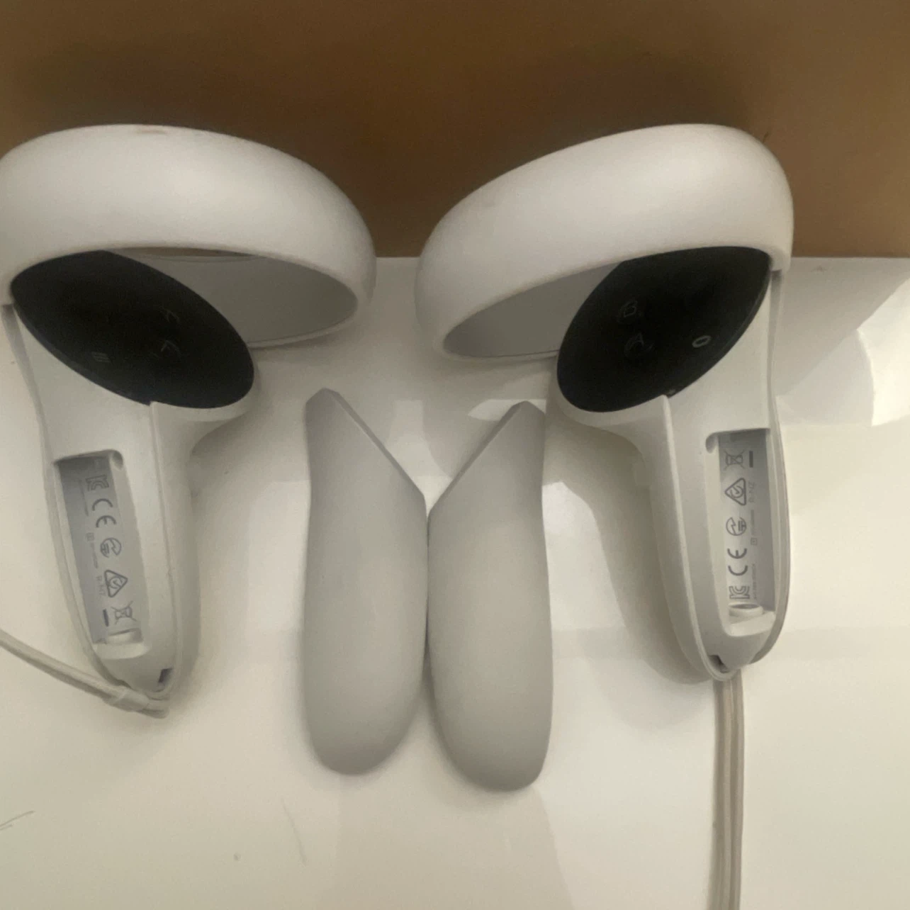 Meta Quest 2 VR Headset and Controllers - photo 4