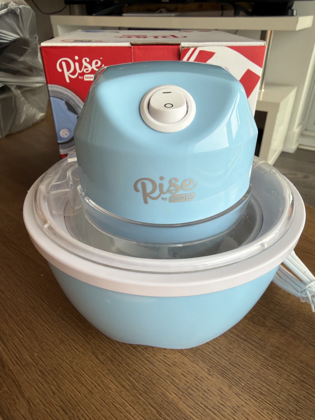 Ice Cream Maker - photo 2