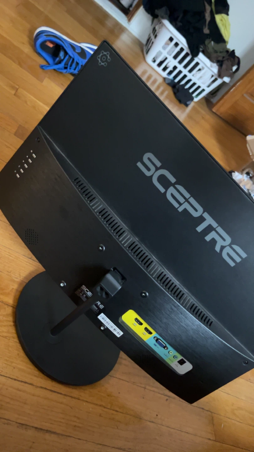 Sceptre Curved Monitor - photo 2