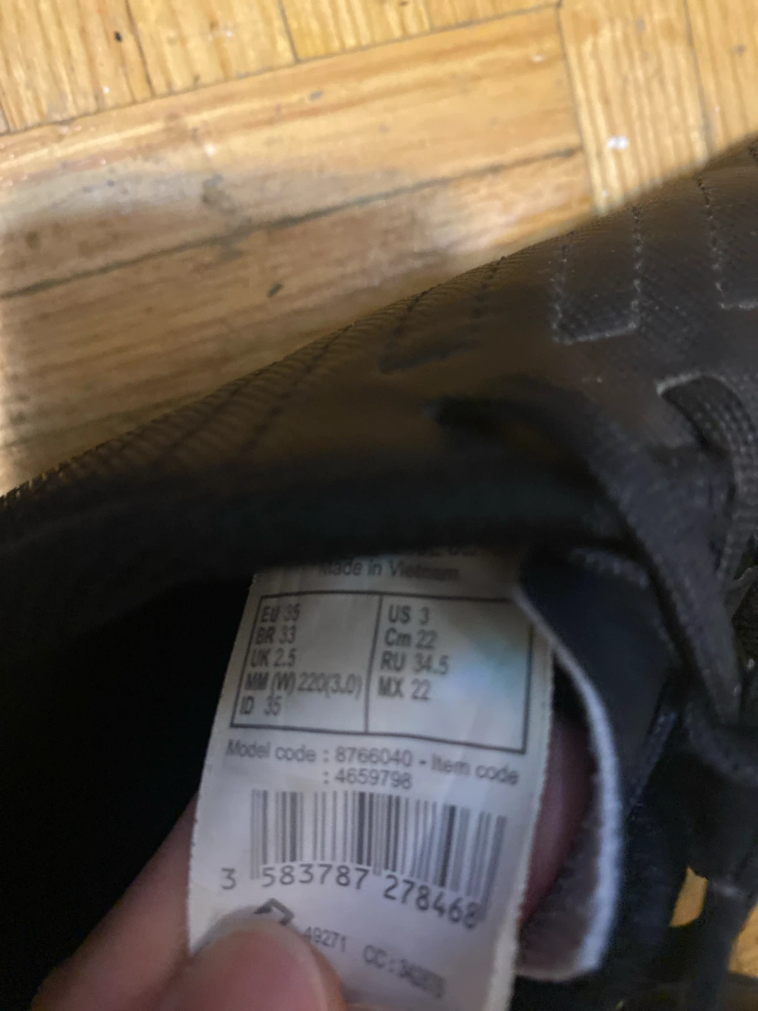 Soccer shoes - photo 4