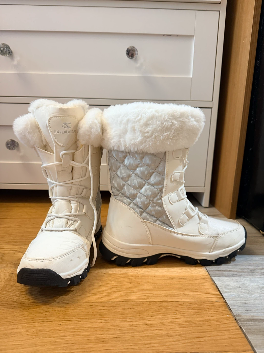 Hobiebear White Winter Boots