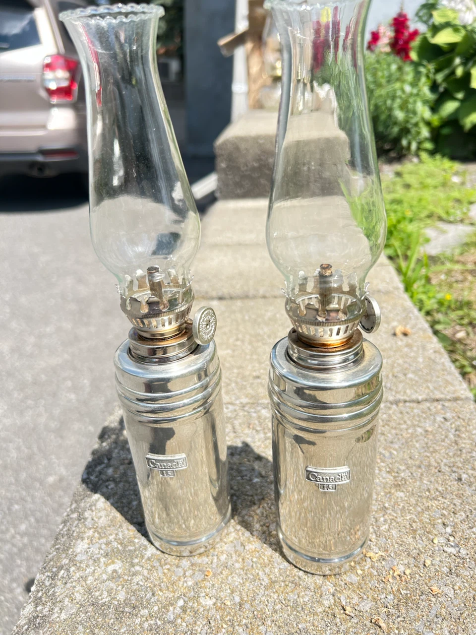 Pair of Vintage Oil Lamps - photo 2