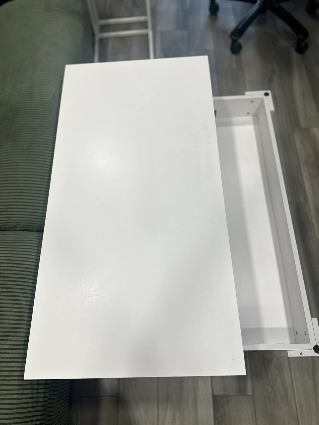 White Lift Top Coffee Table with Storage - photo 5