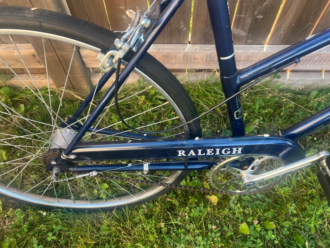 Raleigh Women's  Bike Classic  step-through commuter bicycle - photo 5