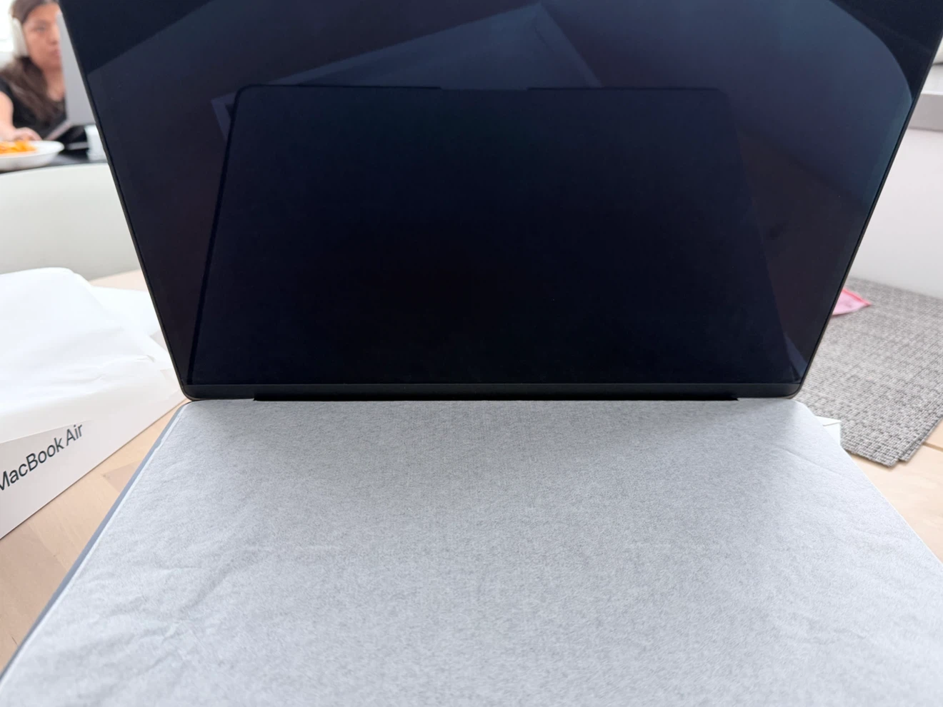 MacBook Air M2 (Rare 24GB RAM / 512GB SSD) - Mint Condition - photo 4