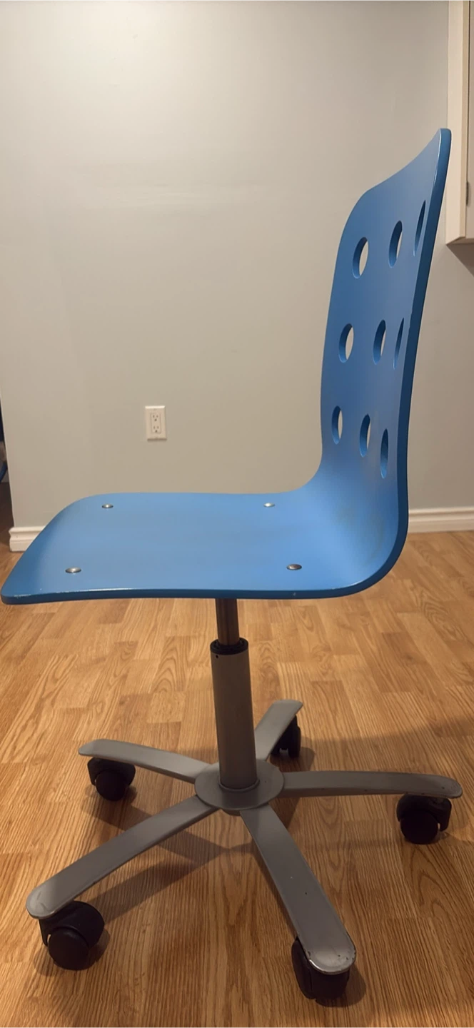 Blue Swivel Office Chair - photo 2