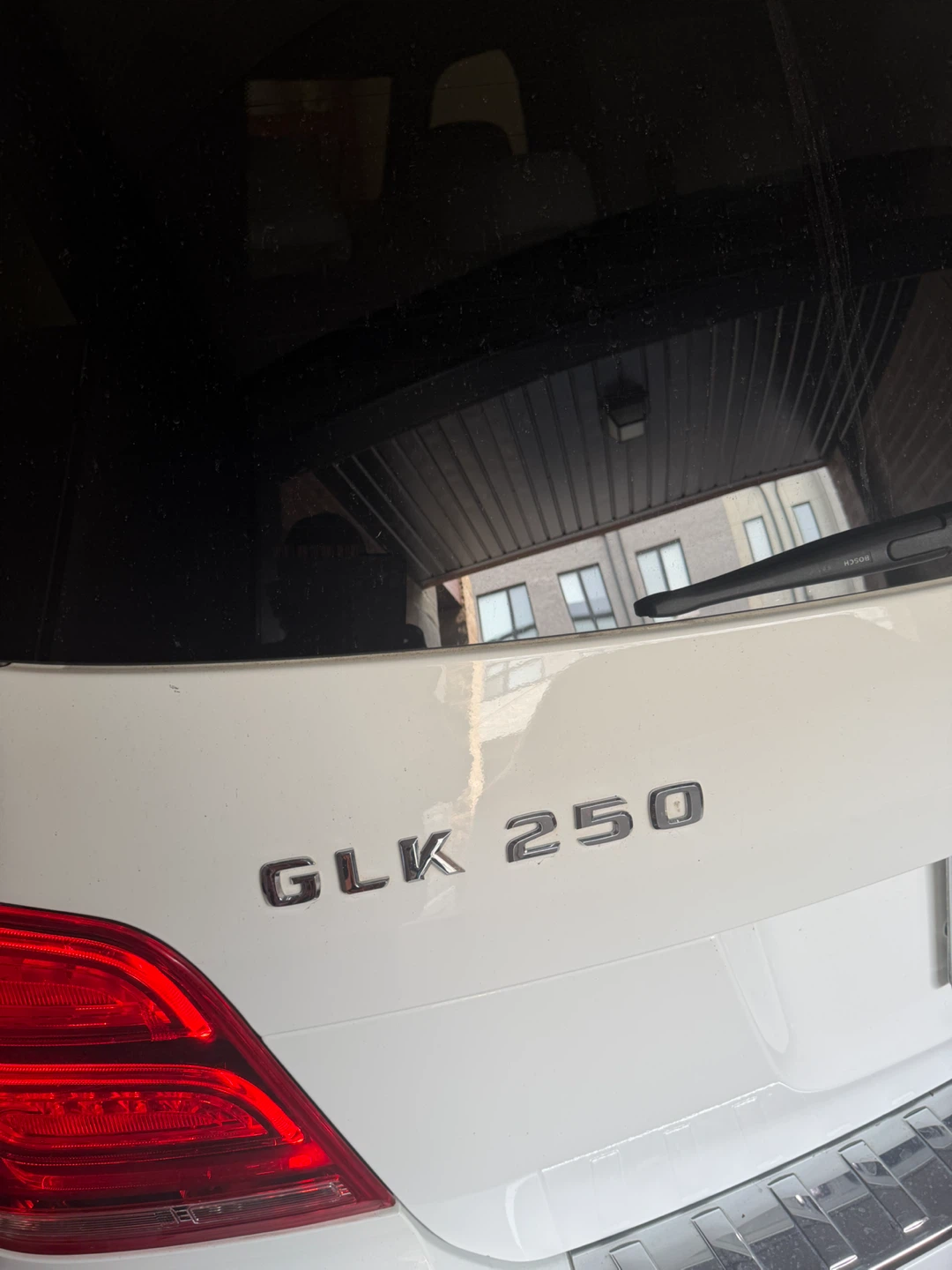 White Mercedes-Benz GLK 250 Bluetec - photo 2